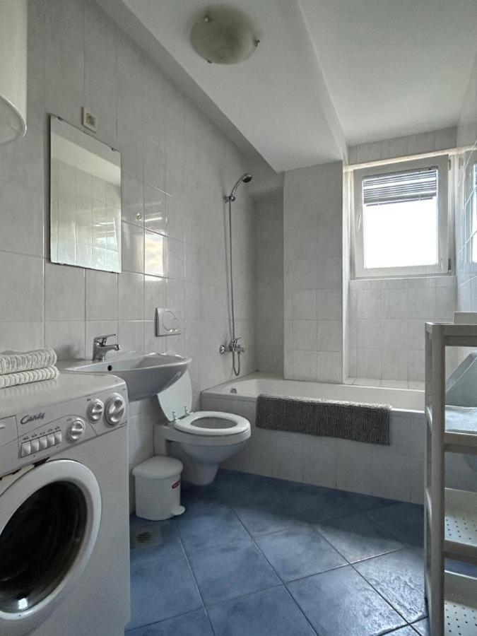 Apartma Lunca 3 Ljubljana Exteriör bild