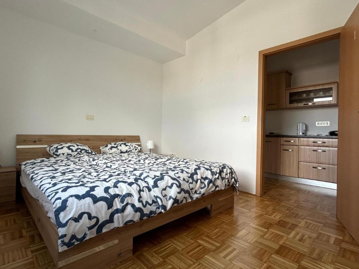 Apartma Lunca 3 Ljubljana Exteriör bild